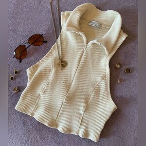 UO Cream Wide Ribbed 3/4th Zip Down Crop